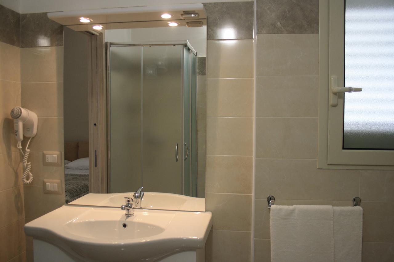 San Andreas Suites เลชเช ภายนอก รูปภาพ